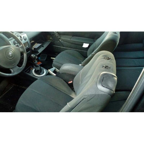 renault megane ii berlina 3p del año 2004