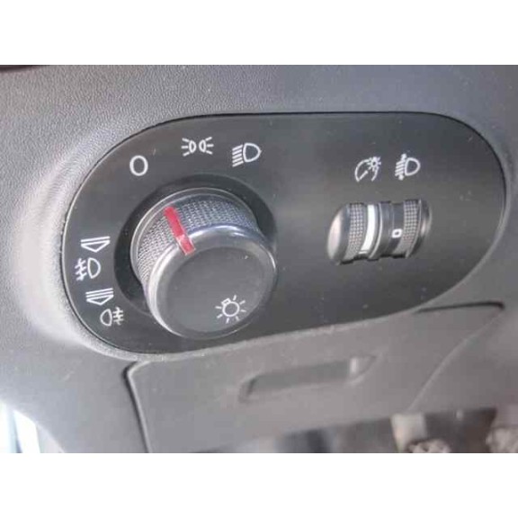 seat ibiza (6l1) del año 2005