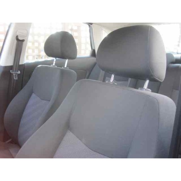 seat ibiza (6l1) del año 2005