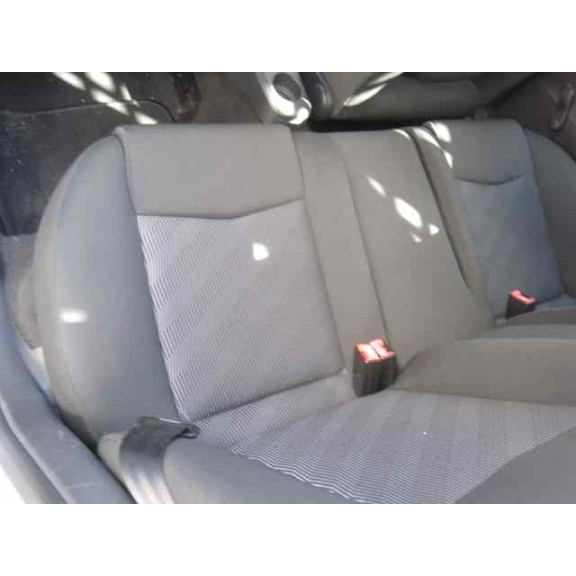 seat ibiza (6l1) del año 2005