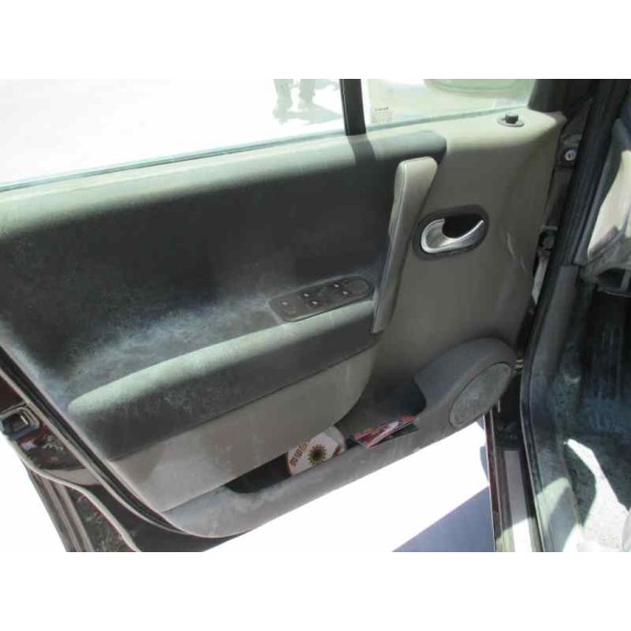 renault scenic ii del año 2006