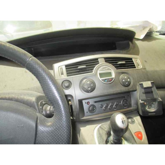 renault scenic ii del año 2006
