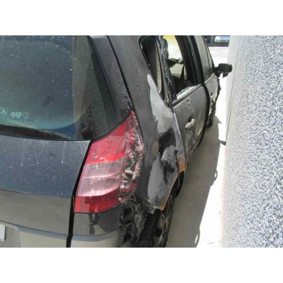 renault scenic ii del año 2006