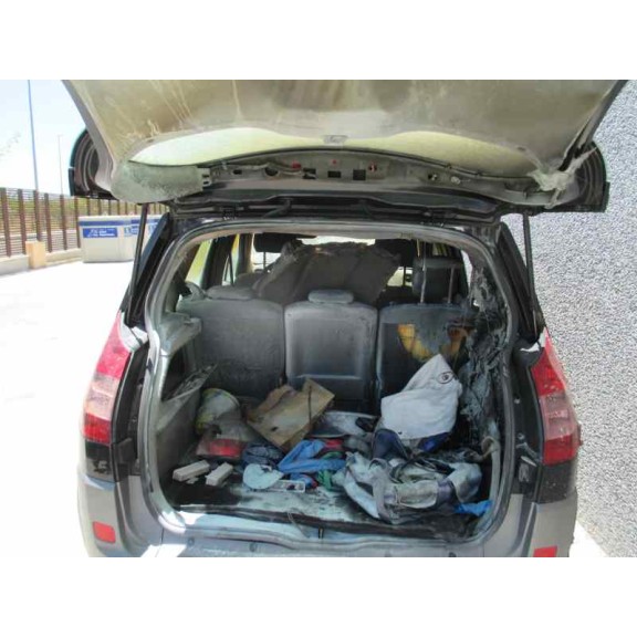 renault scenic ii del año 2006