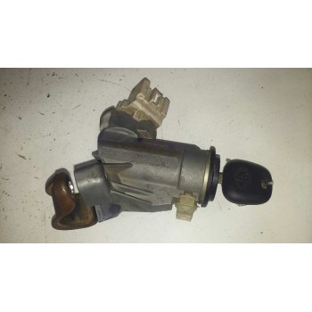 Recambio de conmutador de arranque para toyota yaris 1.4 turbodiesel cat referencia OEM IAM N0502241256B  