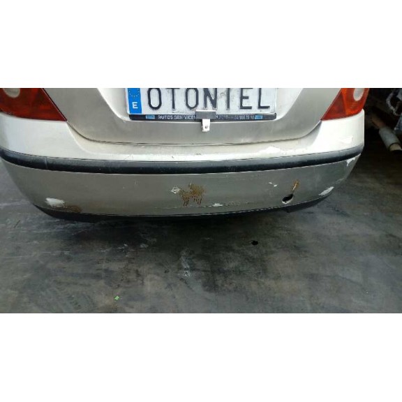 ford mondeo berlina (ge) del año 2001