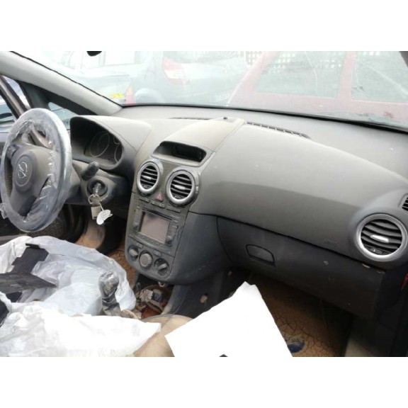 opel corsa d del año 2014