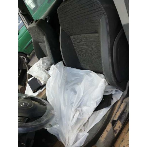 opel corsa d del año 2014