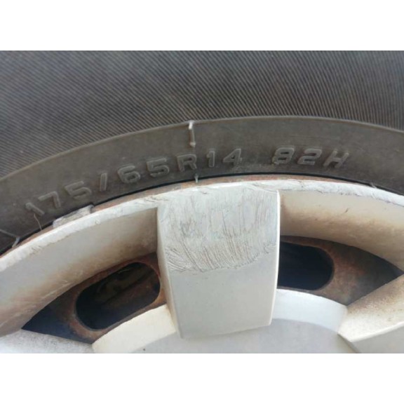 kia rio del año 2002