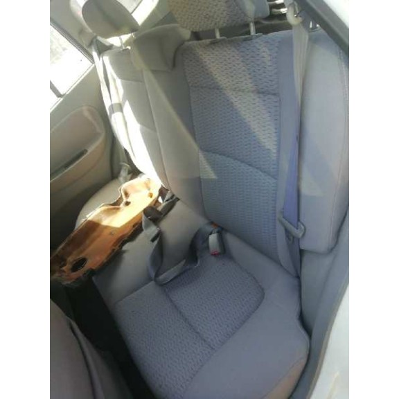 kia rio del año 2002