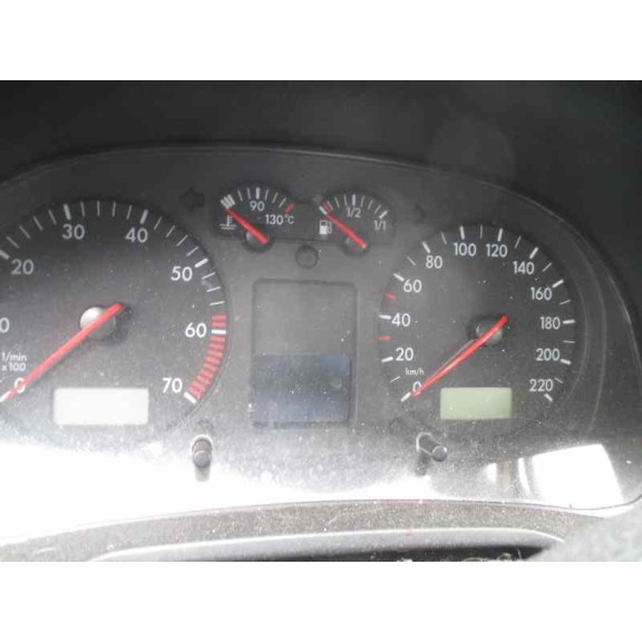 volkswagen golf iv berlina (1j1) del año 2003