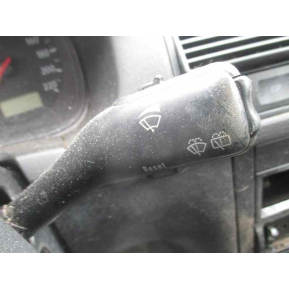 volkswagen golf iv berlina (1j1) del año 2003