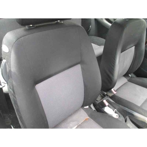 volkswagen golf iv berlina (1j1) del año 2003