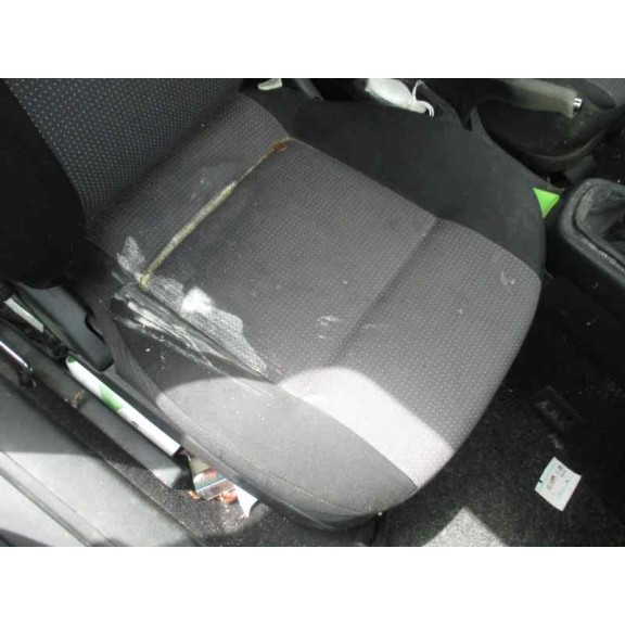 volkswagen golf iv berlina (1j1) del año 2003