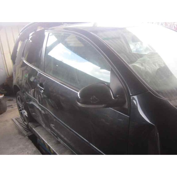 volkswagen golf v berlina (1k1) del año 2003