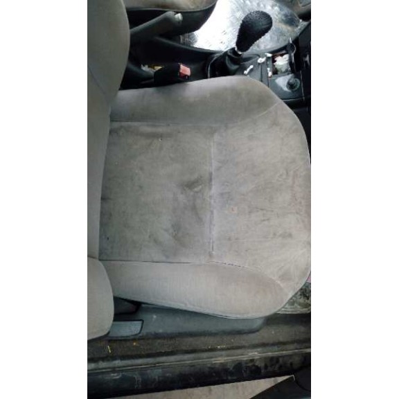 citroën xsara berlina del año 2004