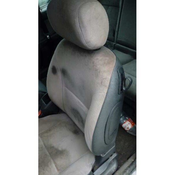 citroën xsara berlina del año 2004