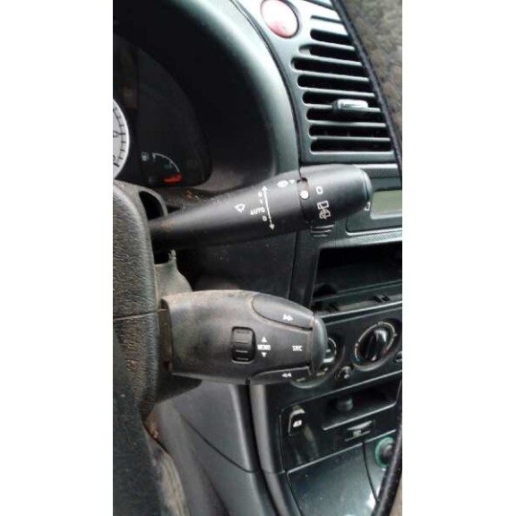 citroën xsara berlina del año 2004