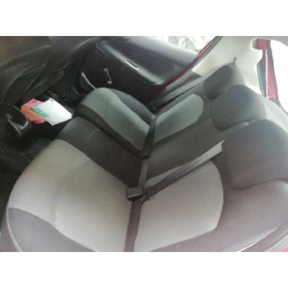 peugeot 206 berlina del año 2005