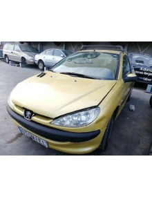 peugeot 206 berlina del año 2005 2