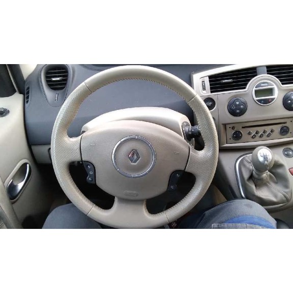 renault grand scenic del año 2007