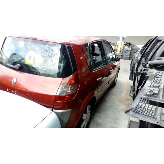 renault scenic ii del año 2004