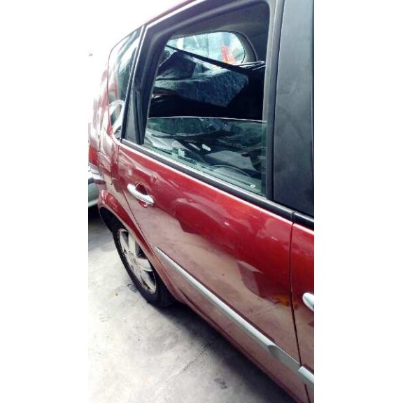 renault scenic ii del año 2004