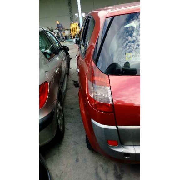 renault scenic ii del año 2004