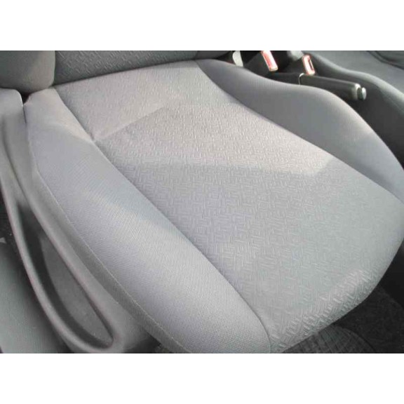 fiat punto berlina (188) del año 2005