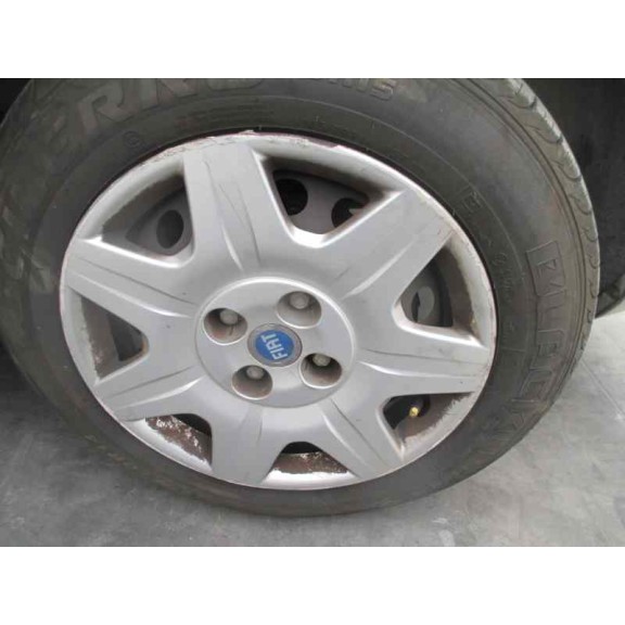 fiat punto berlina (188) del año 2005