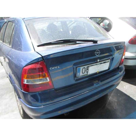 opel astra g berlina del año 2002