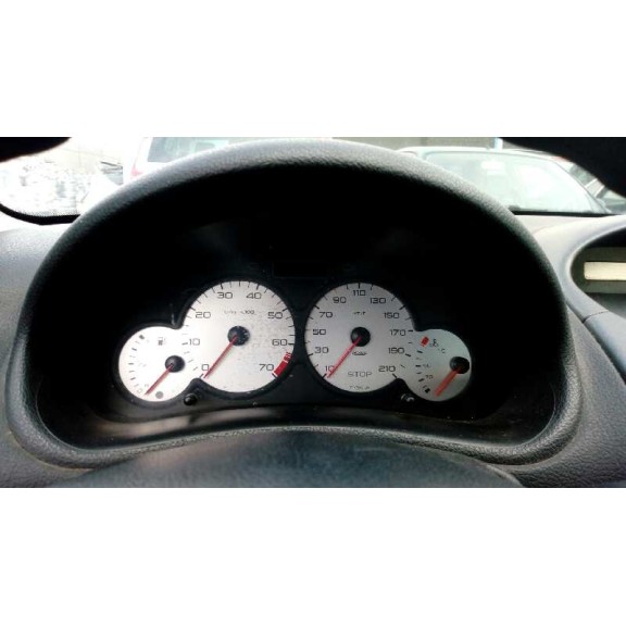 peugeot 206 berlina del año 2003