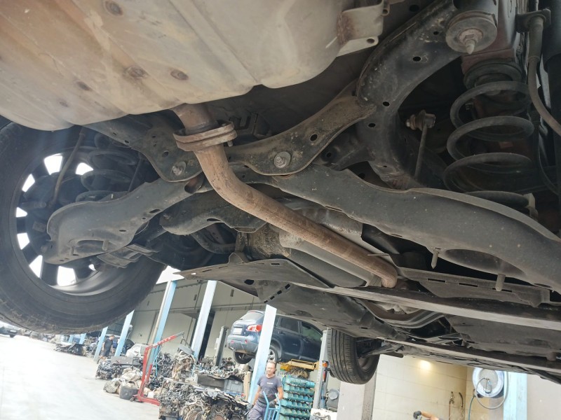 Recambio de puente trasero para mazda cx-5 (kf) 2.0 referencia OEM IAM KB7W2880XA  