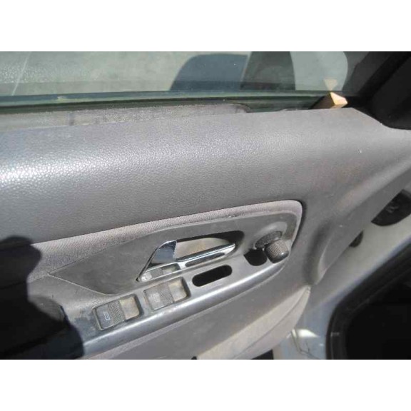 seat ibiza (6k1) del año 2001