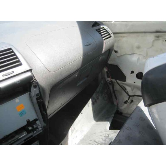 seat ibiza (6k1) del año 2001