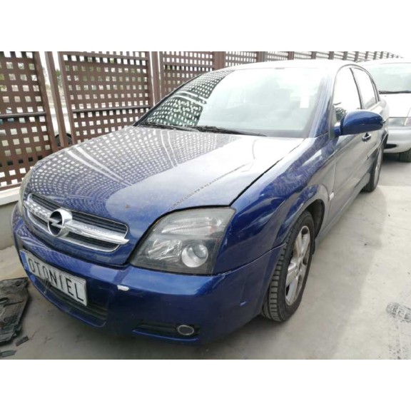 opel vectra c berlina del año 2004