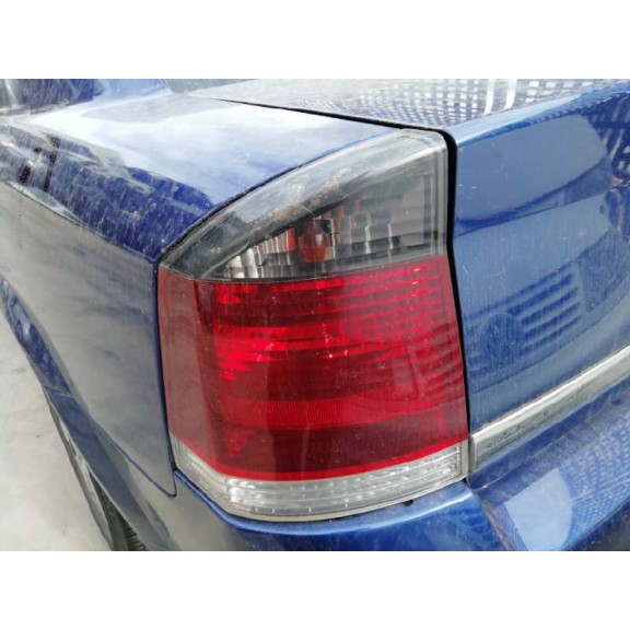 opel vectra c berlina del año 2004