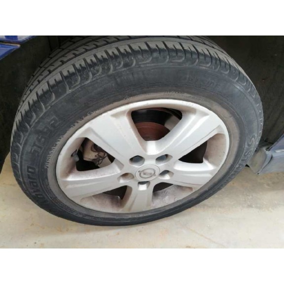 opel vectra c berlina del año 2004