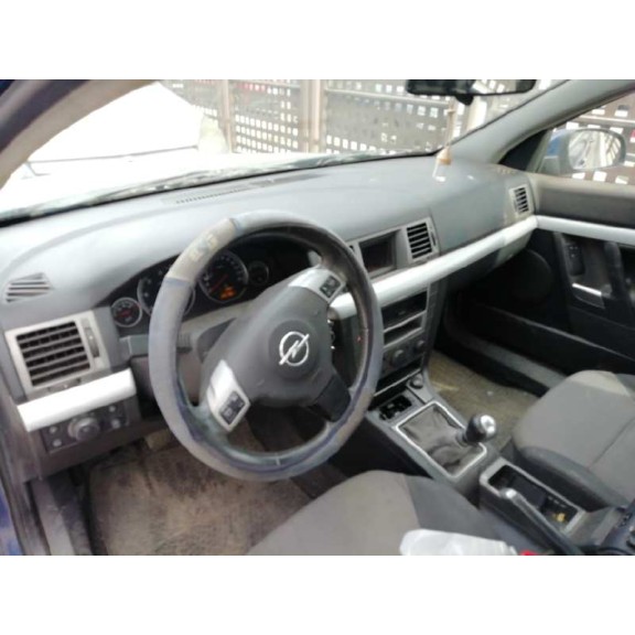 opel vectra c berlina del año 2004