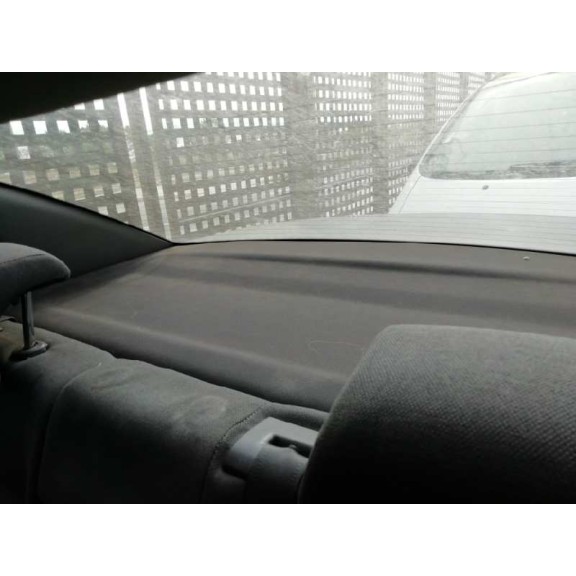 opel vectra c berlina del año 2004