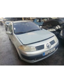 renault megane ii classic berlina del año 2004