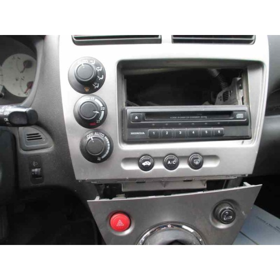 honda civic berlina 3 (ep1/2) del año 2004