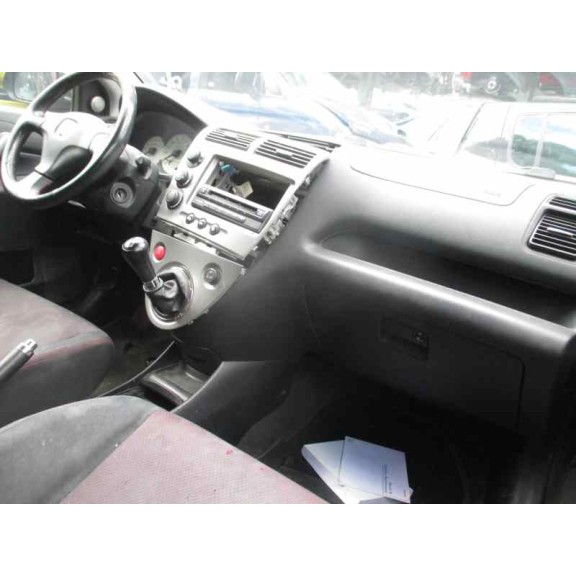 honda civic berlina 3 (ep1/2) del año 2004