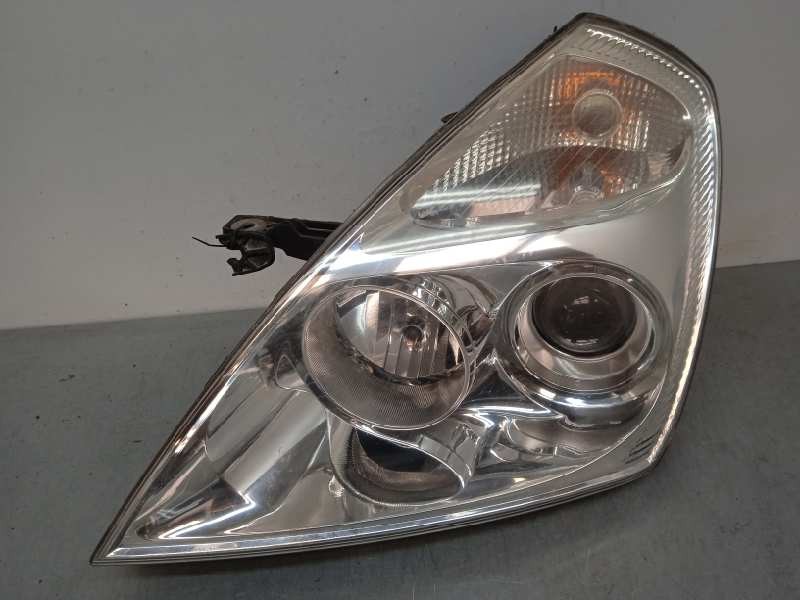 Recambio de faro izquierdo para kia carnival 2.9 crdi vgt active referencia OEM IAM 921014D0XX  SOPORTE ROTO