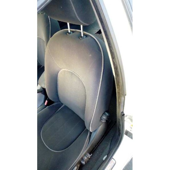 mg serie 75 (rj) del año 2001