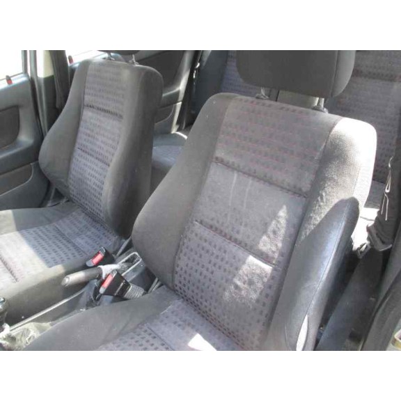 opel astra g berlina del año 2001