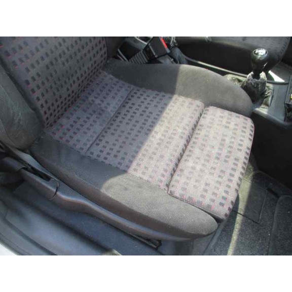 opel astra g berlina del año 2001