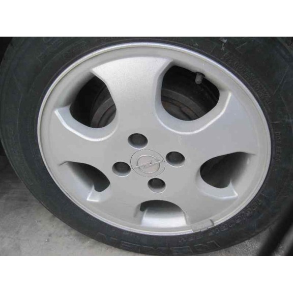 opel astra g berlina del año 2001