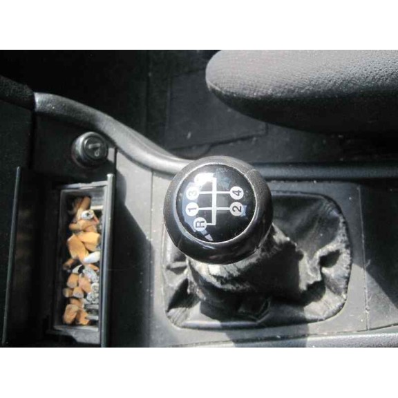 opel astra g berlina del año 2001