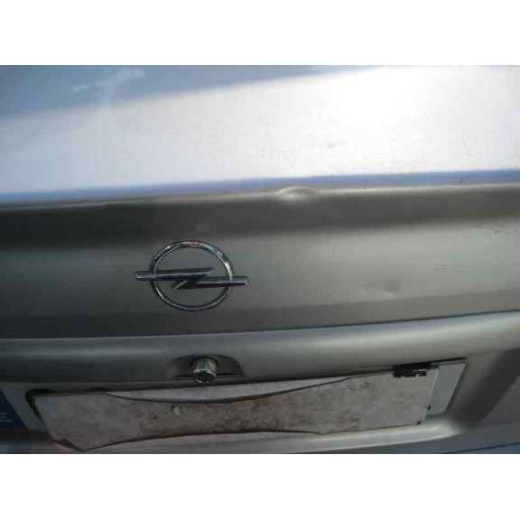 opel astra g berlina del año 2001